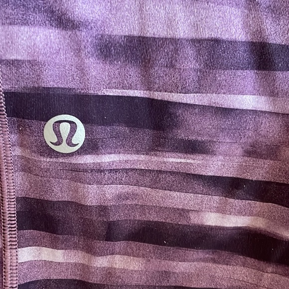 Lulu Lemon cropped leggings - Picture 5 of 6